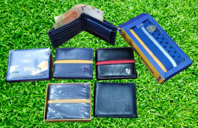 🎒 BILLETERAS Y ACCESORIOS...